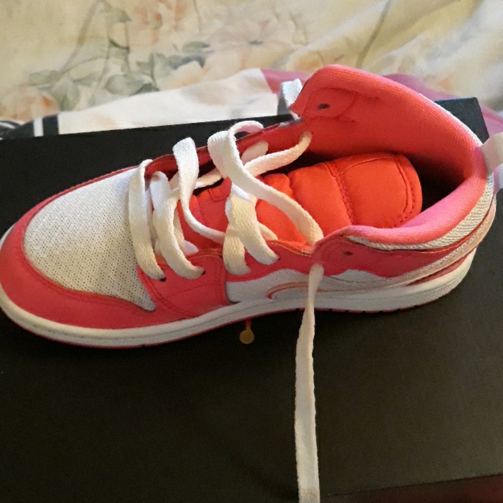 Jordan 1 mid ps